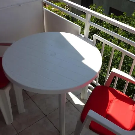 Pensjonat And With Parking Space Hvar - 15378 3*