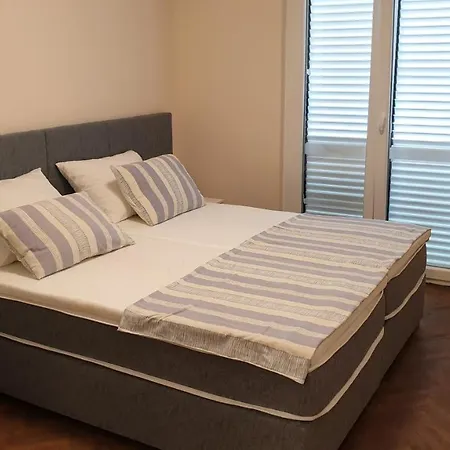 And With Parking Space Hvar - 15378 بيت ضيافة