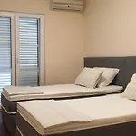 And With Parking Space Hvar - 15378 Guest house