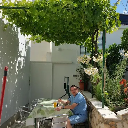 بيت ضيافة And With Parking Space Hvar - 15378 3*